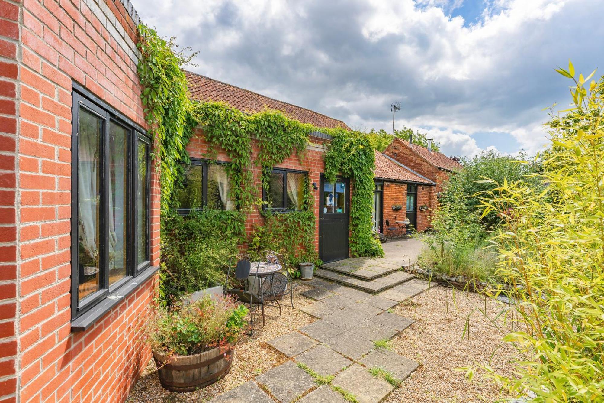 The Orangery - Bnb Suites Thurning  Exterior photo